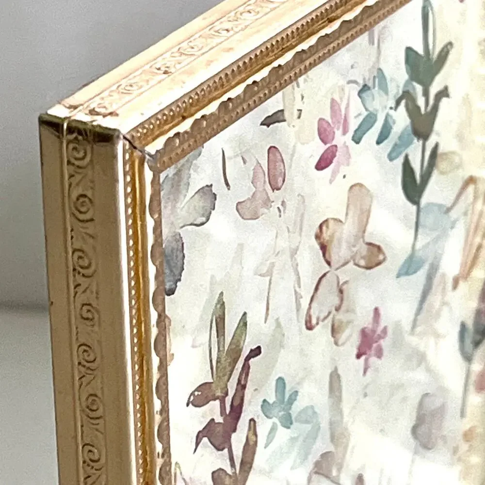 Vintage Gold Brass Tone Metal Tri-Panel Tabletop Picture Frame for 3.5x5